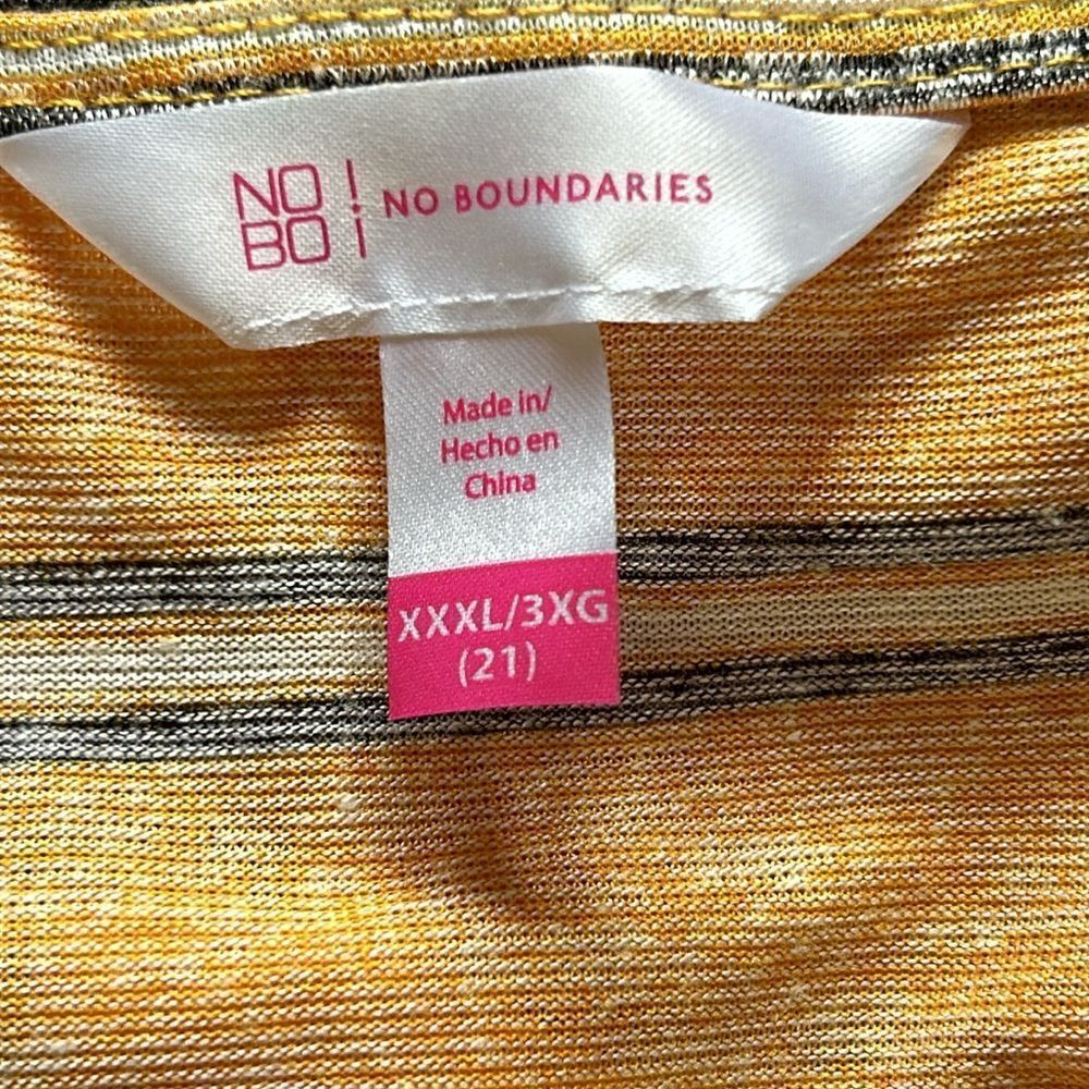 NEW 3 No Boundaries Tops - Picture 5 of 9